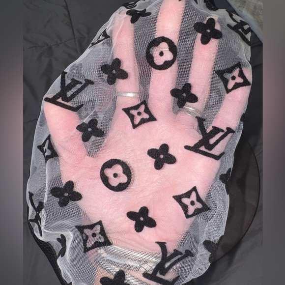 💥SALE💥Luxury-Inspired Dog Outfit Set | Size XS / Small | Cozy Jacket + Mesh Top - Picture 4 of 16